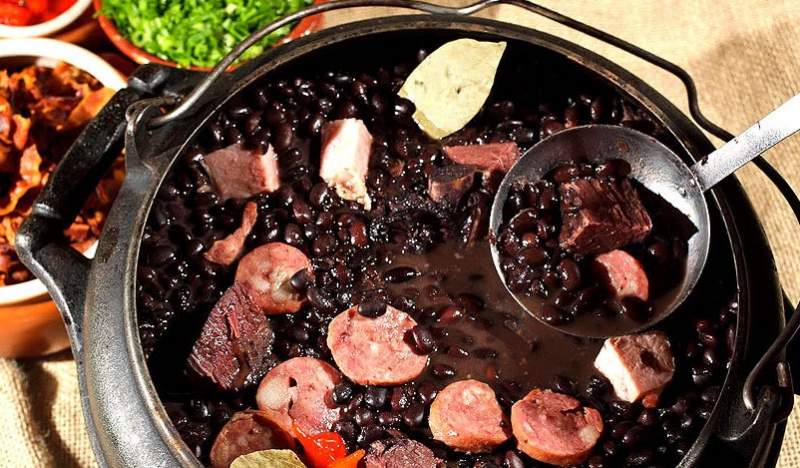 Faltam Dias Para Tradicional Feijoada De Pote Da Funda O R Dio Fonte De Vida Fm